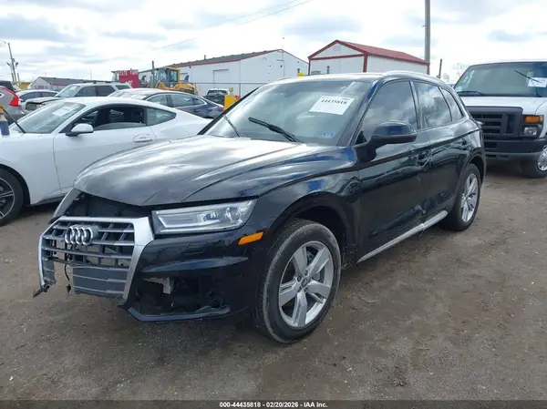WA1ANAFY4J2012273 2018 AUDI Q5 - Image 2
