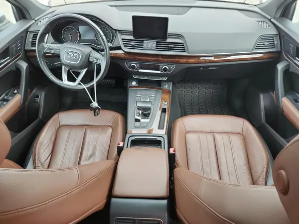 WA1ANAFY4J2018784 2018 AUDI Q5 - Image 8