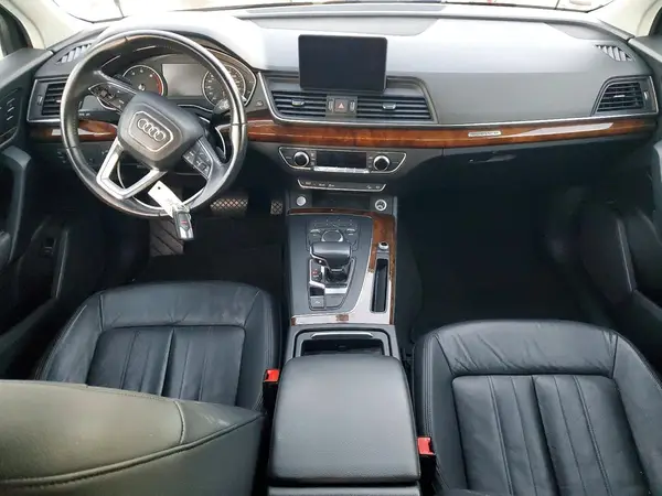 WA1ANAFY4J2030420 2018 AUDI Q5 - Image 8