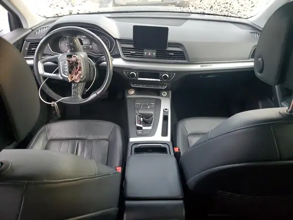 WA1ANAFY4J2030840 2018 AUDI Q5 - Image 8