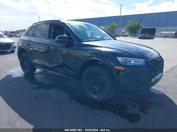 WA1ANAFY4J2059948 2018 AUDI Q5 - Image 1