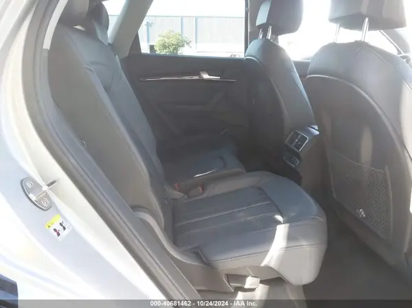 WA1ANAFY4J2059948 2018 AUDI Q5 - Image 8