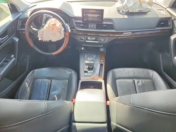 WA1ANAFY4J2075809 2018 AUDI Q5 - Image 8