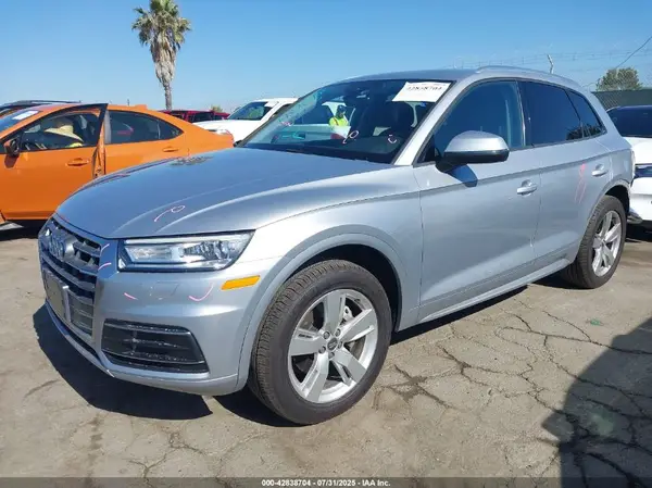WA1ANAFY4J2084722 2018 AUDI Q5 - Image 2