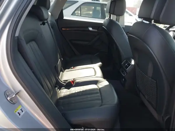 WA1ANAFY4J2084722 2018 AUDI Q5 - Image 8