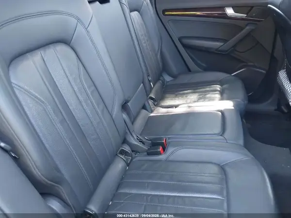 WA1ANAFY4J2094876 2018 AUDI Q5 - Image 8