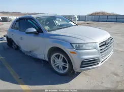 WA1ANAFY4J2118996 2018 AUDI Q5