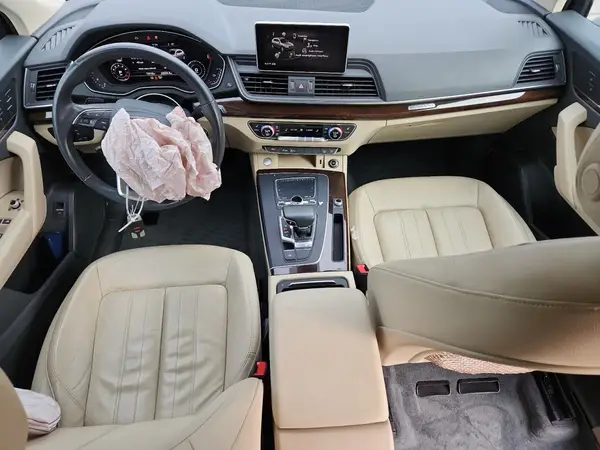 WA1ANAFY4J2177286 2018 AUDI Q5 - Image 8