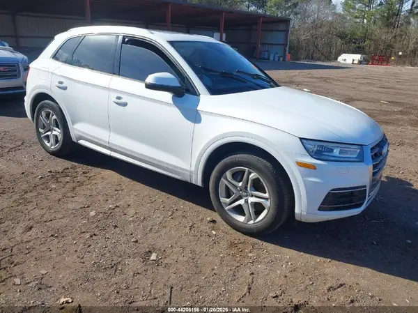 WA1ANAFY4J2179653 2018 AUDI Q5 - Image 1