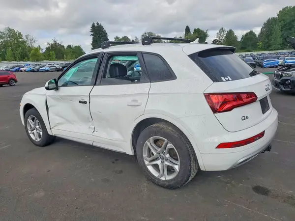 WA1ANAFY4J2202123 2018 AUDI Q5 - Image 2