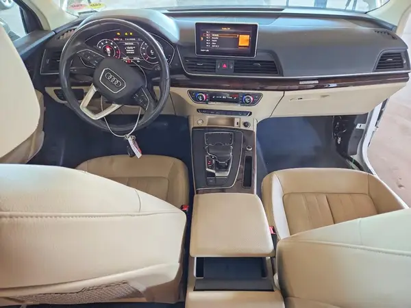 WA1ANAFY4J2220640 2018 AUDI Q5 - Image 8
