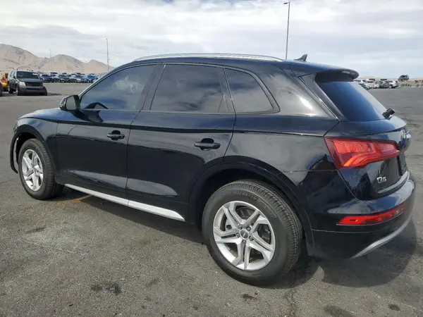 WA1ANAFY4J2234330 2018 AUDI Q5 - Image 2