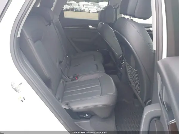 WA1ANAFY4K2036672 2019 AUDI Q5 - Image 8