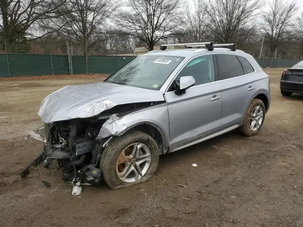WA1ANAFY4K2038860 2019 AUDI Q5 - Image 1