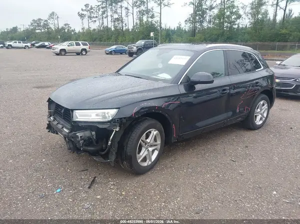 WA1ANAFY4K2060468 2019 AUDI Q5 - Image 2