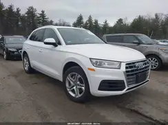 WA1ANAFY4K2070644 2019 AUDI Q5