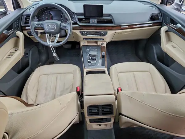 WA1ANAFY4K2076301 2019 AUDI Q5 - Image 8