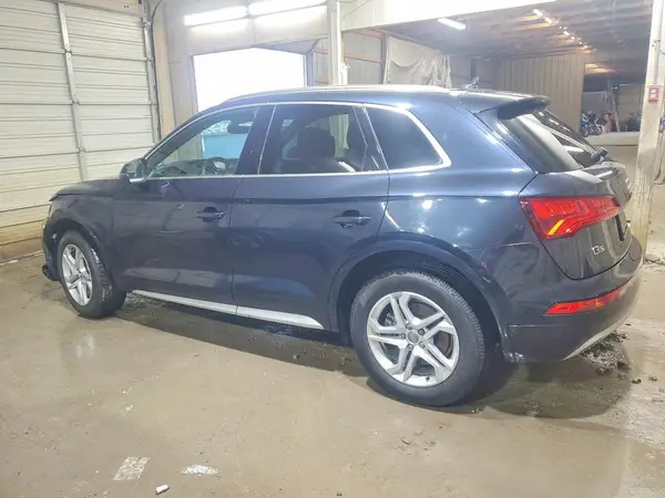 WA1ANAFY4K2079599 2019 AUDI Q5 - Image 2