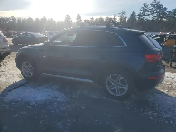 WA1ANAFY4K2081384 2019 AUDI Q5 - Image 2