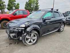 WA1ANAFY4K2105781 2019 AUDI Q5