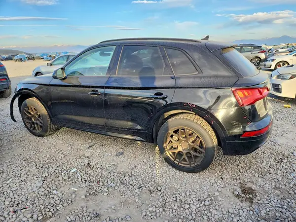 WA1ANAFY4K2110852 2019 AUDI Q5 - Image 2
