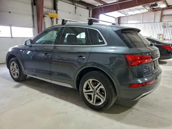 WA1ANAFY4K2113394 2019 AUDI Q5 - Image 2