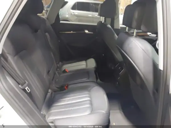 WA1ANAFY4K2114657 2019 AUDI Q5 - Image 8
