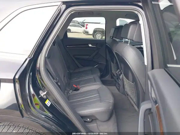 WA1ANAFY4K2130471 2019 AUDI Q5 - Image 8