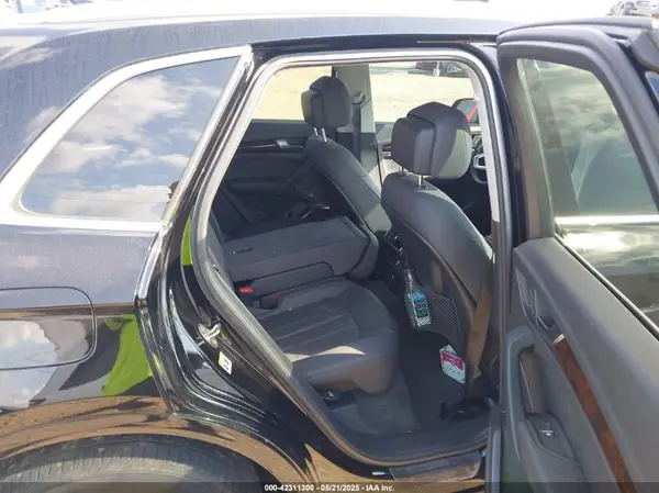 WA1ANAFY4K2139817 2019 AUDI Q5 - Image 8