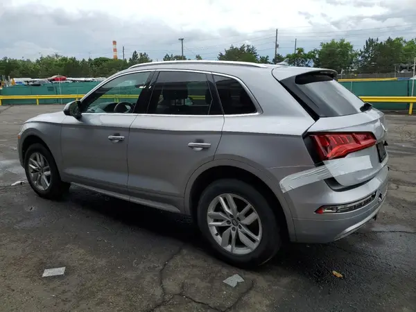 WA1ANAFY4L2041646 2020 AUDI Q5 - Image 2