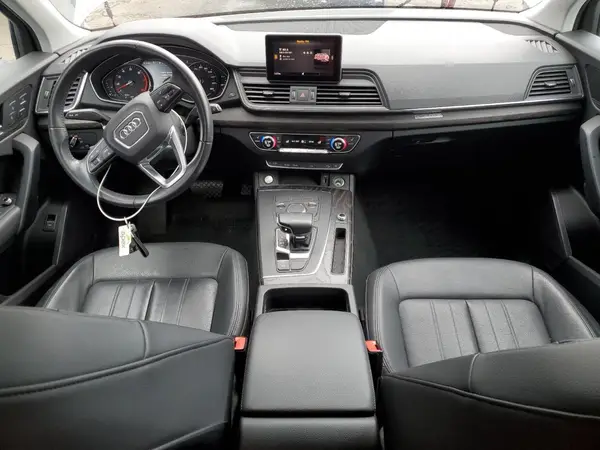 WA1ANAFY4L2041646 2020 AUDI Q5 - Image 8