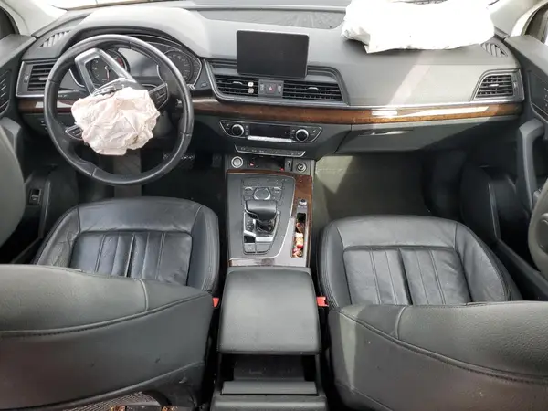 WA1ANAFY4L2054851 2020 AUDI Q5 - Image 8