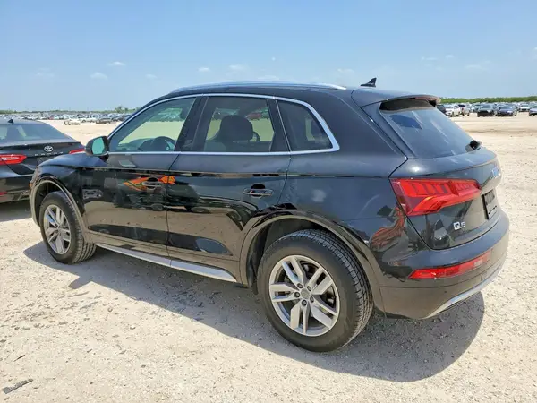 WA1ANAFY4L2062478 2020 AUDI Q5 - Image 2