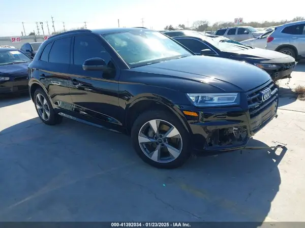 WA1ANAFY4L2088840 2020 AUDI Q5 - Image 1