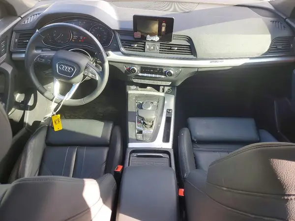 WA1ANAFY4L2120637 2020 AUDI Q5 - Image 8