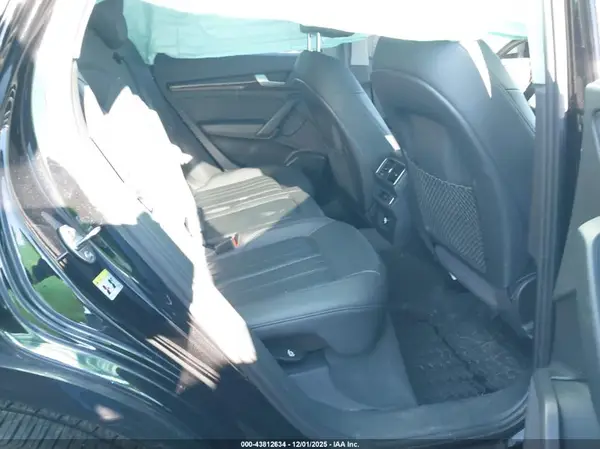 WA1ANAFY5J2001279 2018 AUDI Q5 - Image 8
