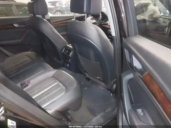 WA1ANAFY5J2002075 2018 AUDI Q5 - Image 8