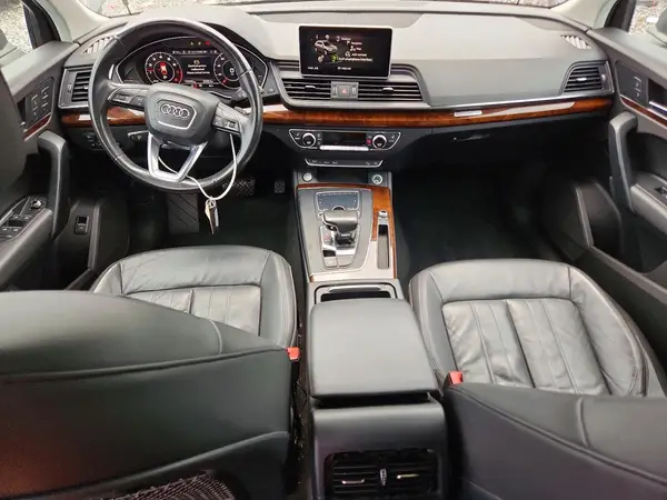 WA1ANAFY5J2011990 2018 AUDI Q5 - Image 8