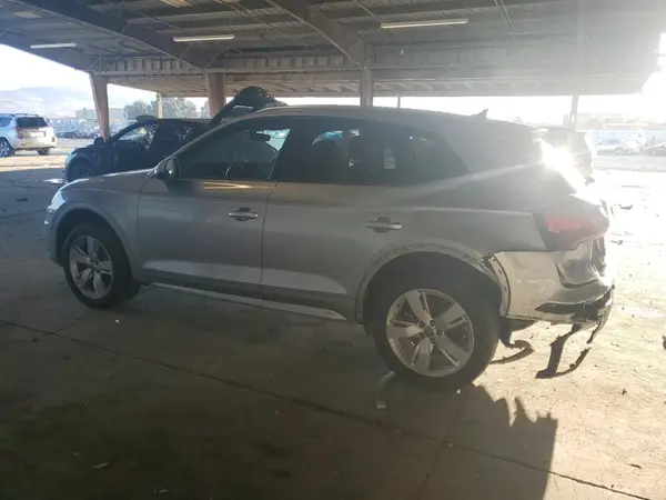 WA1ANAFY5J2018812 2018 AUDI Q5 - Image 2