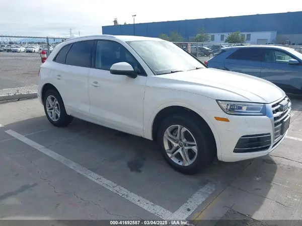 WA1ANAFY5J2065919 2018 AUDI Q5 - Image 1