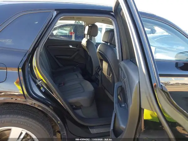 WA1ANAFY5J2067301 2018 AUDI Q5 - Image 8