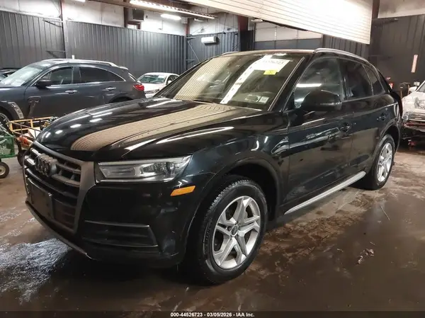 WA1ANAFY5J2072224 2018 AUDI Q5 - Image 2