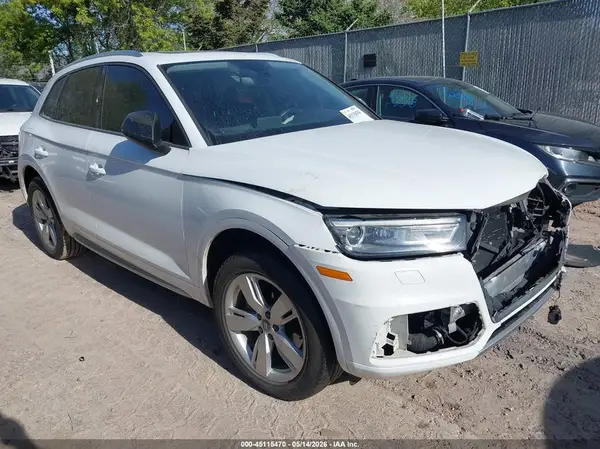 WA1ANAFY5J2095891 2018 AUDI Q5 - Image 1