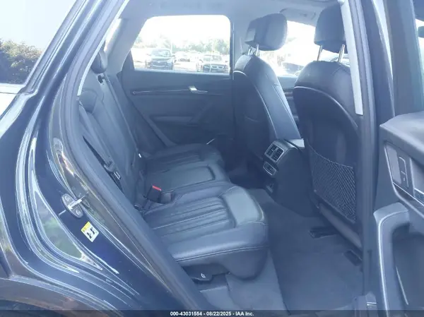 WA1ANAFY5J2101477 2018 AUDI Q5 - Image 8