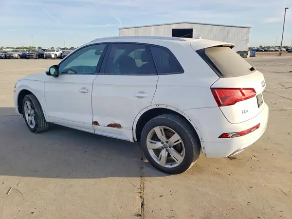 WA1ANAFY5J2150520 2018 AUDI Q5 - Image 2