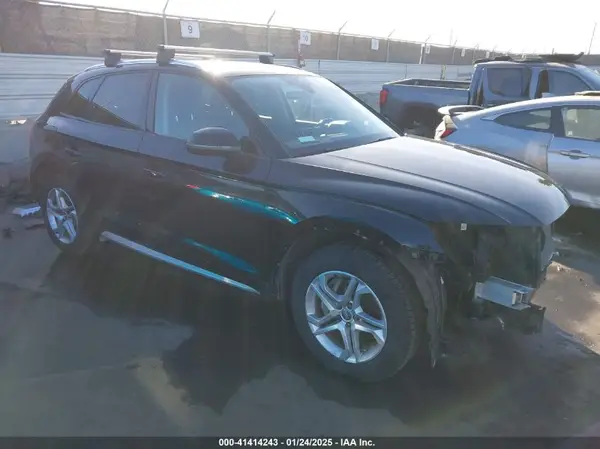 WA1ANAFY5J2184246 2018 AUDI Q5 - Image 1