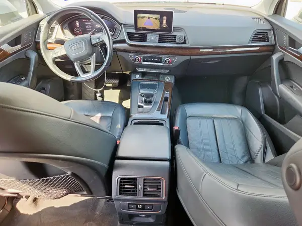 WA1ANAFY5J2196381 2018 AUDI Q5 - Image 8