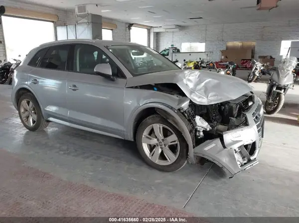 WA1ANAFY5J2198101 2018 AUDI Q5 - Image 1