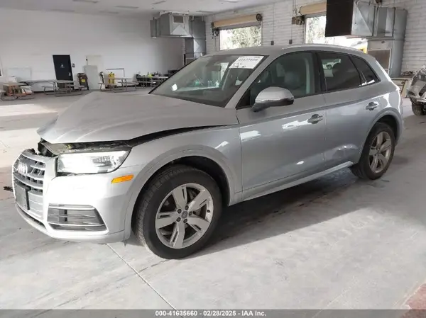 WA1ANAFY5J2198101 2018 AUDI Q5 - Image 2