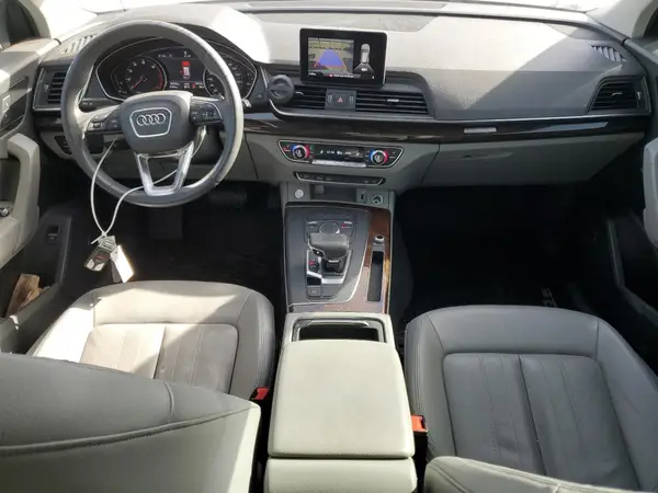 WA1ANAFY5K2027737 2019 AUDI Q5 - Image 8
